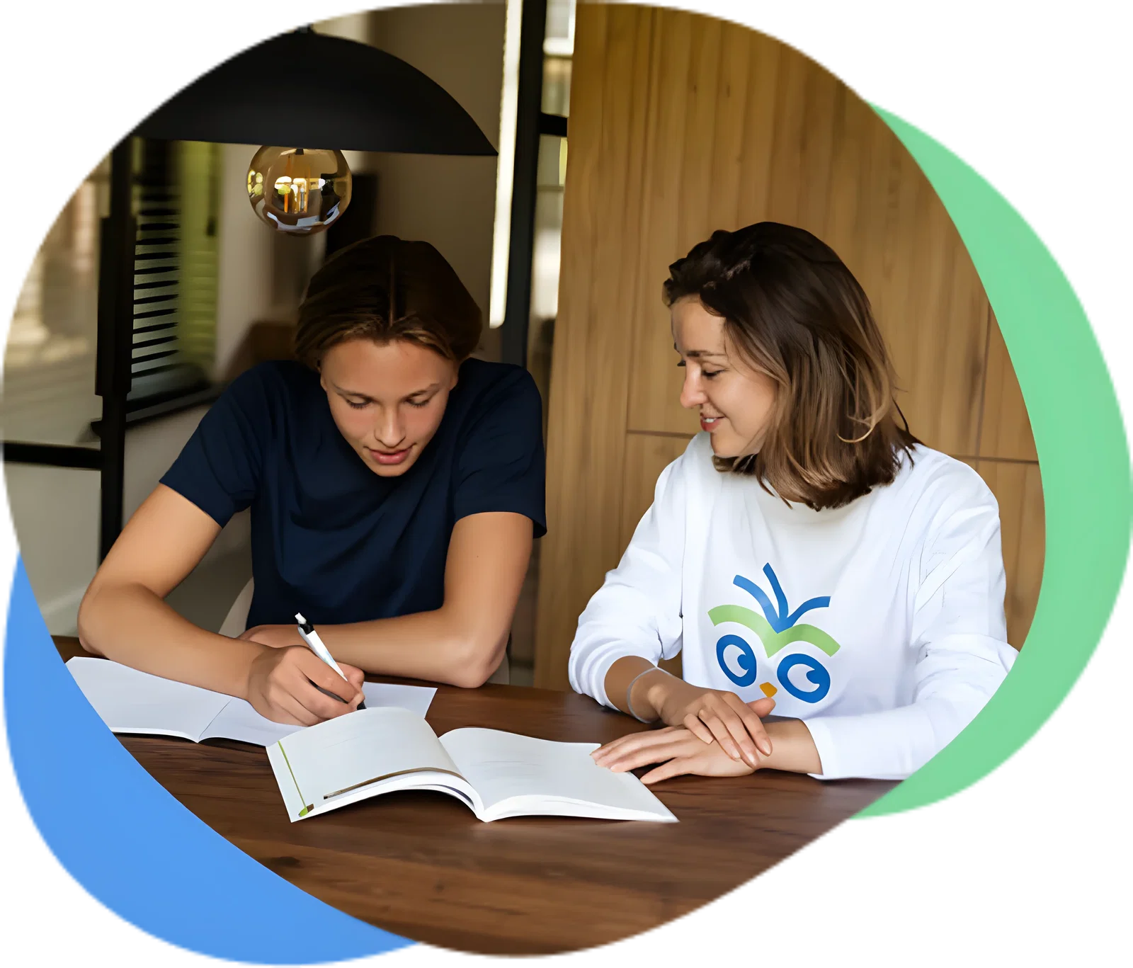 Gratis proefles bijles - leerling en docent samen